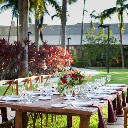 Готель Miami Airport Marriott Екстер'єр фото