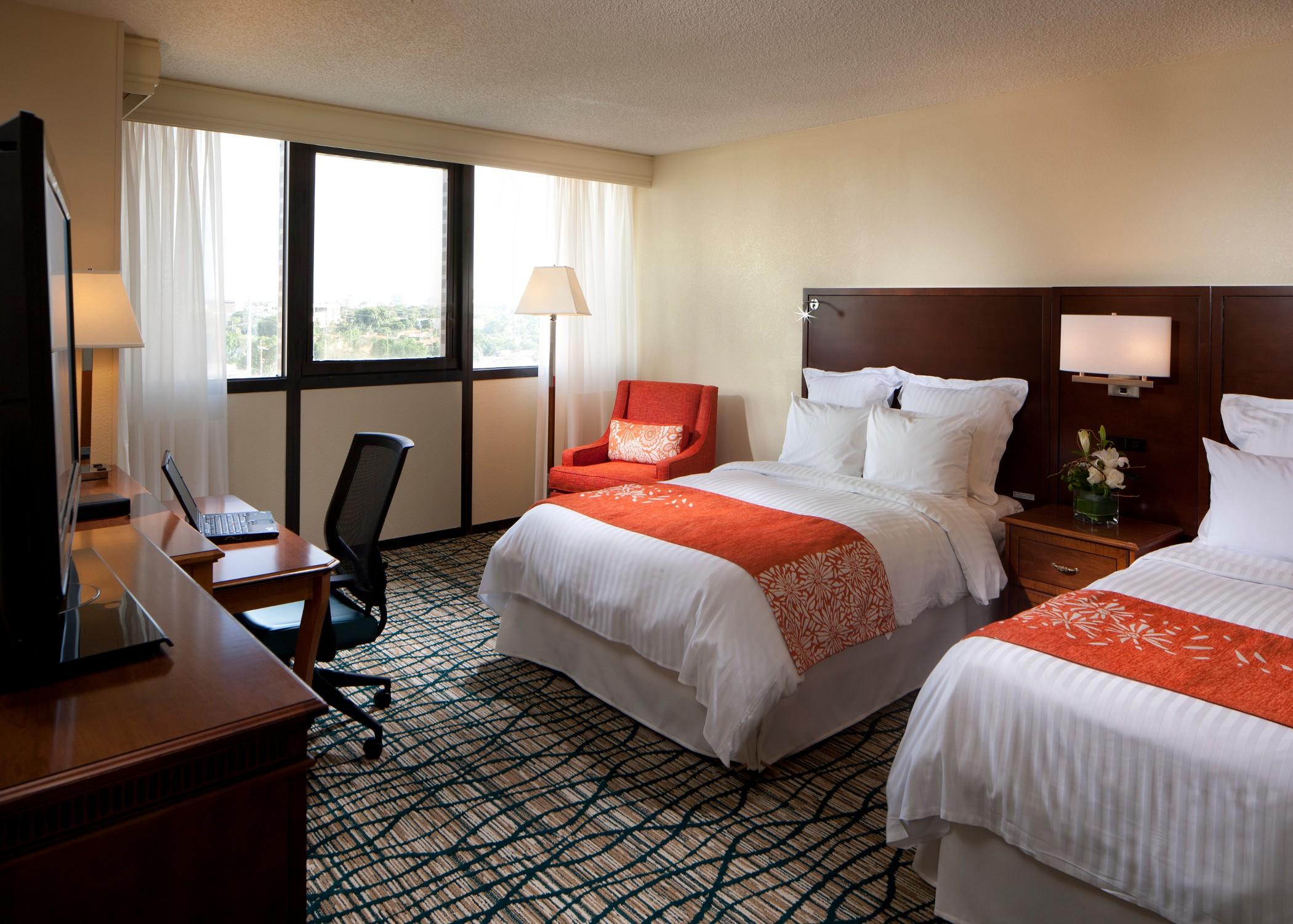 Готель Miami Airport Marriott Екстер'єр фото
