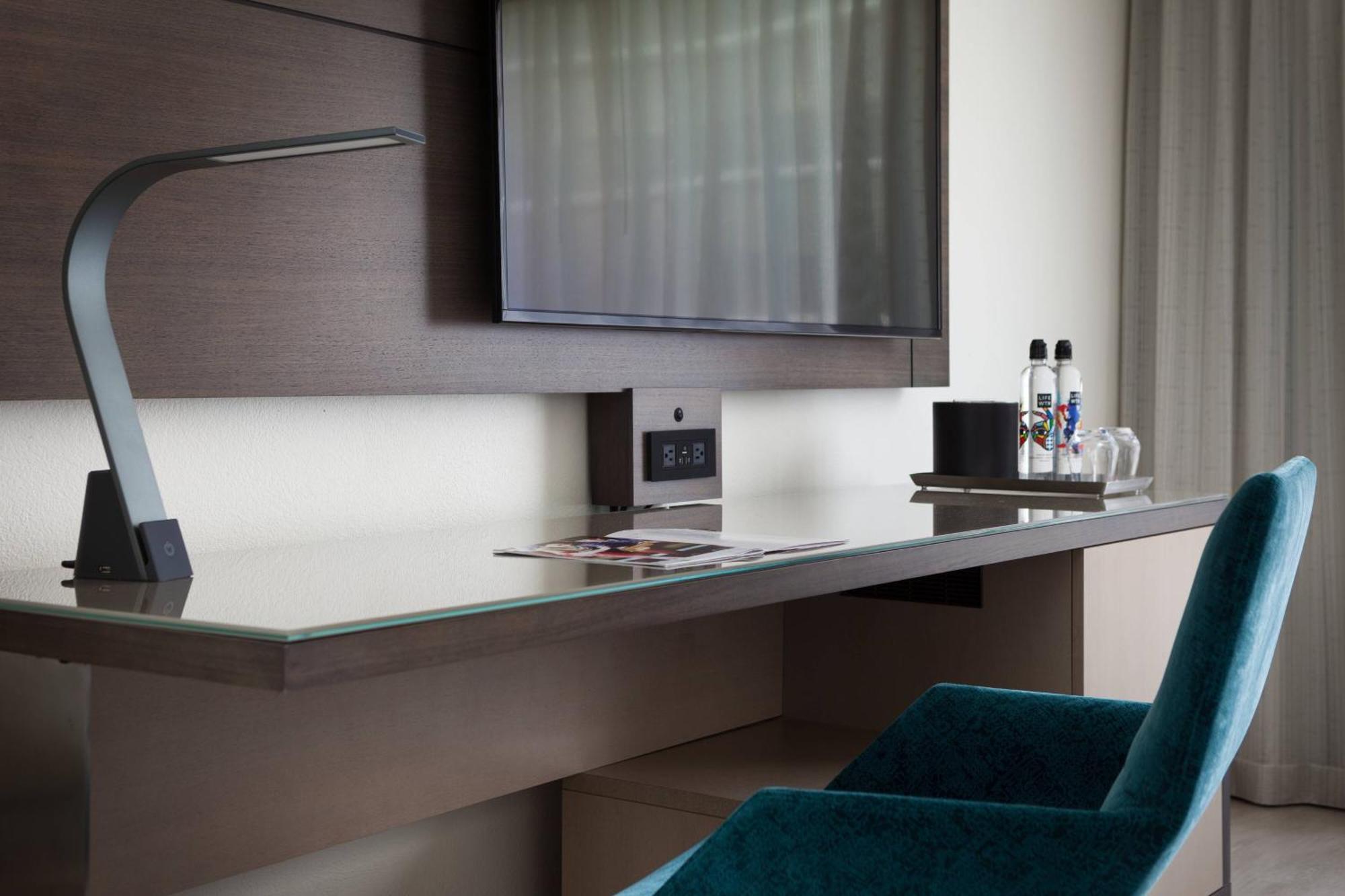 Готель Miami Airport Marriott Екстер'єр фото